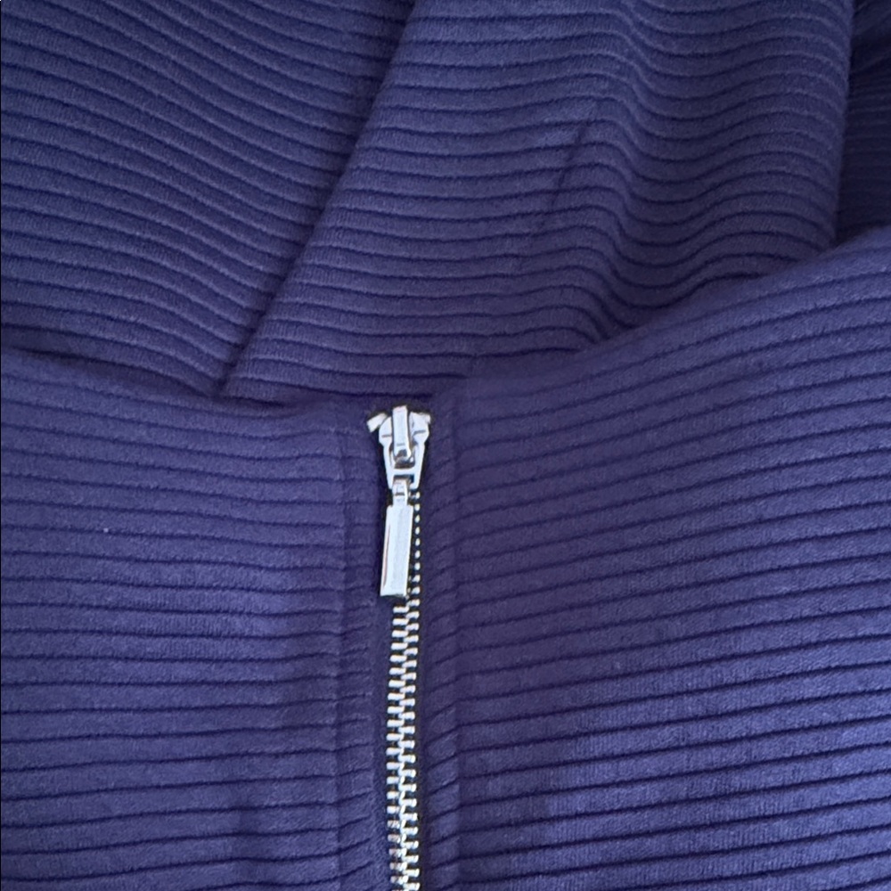 Ribbed Zip-Front Jacket in Deep Navy
